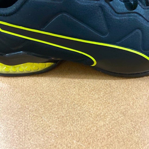 PUMA - Picture 4 of 6